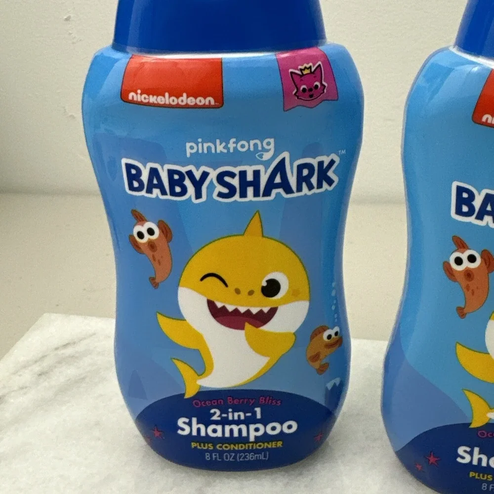 2 X Nickelodeon Pinkfong Baby Shark Ocean Berry Bliss 2 in 1 shampoo + Condition